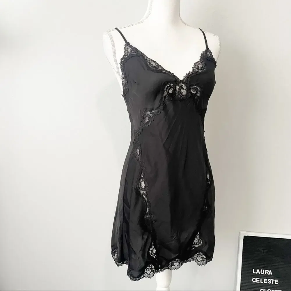 Victoria’s Secret black lace lingerie slip dress size small nightie sexy